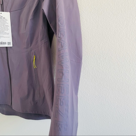 Lululemon Seawheeze Fast and Free Windbreaker - Picture 4 of 9